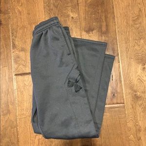 Gray Under Armour sweatpants